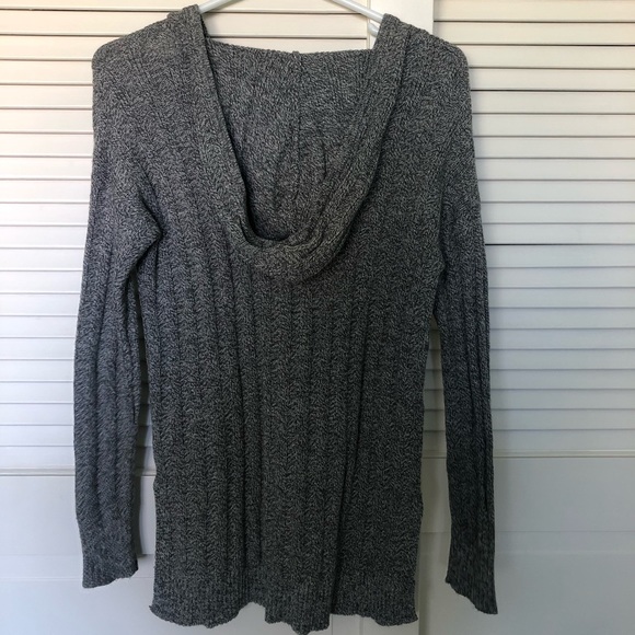 American Eagle Hooded Sweater - Picture 2 of 3